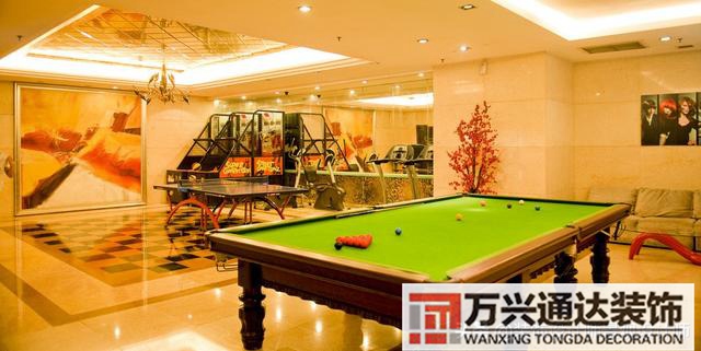 臺(tái)球室裝修效果圖臺(tái)球廳裝修效果圖_萬(wàn)興辦公室裝修公司