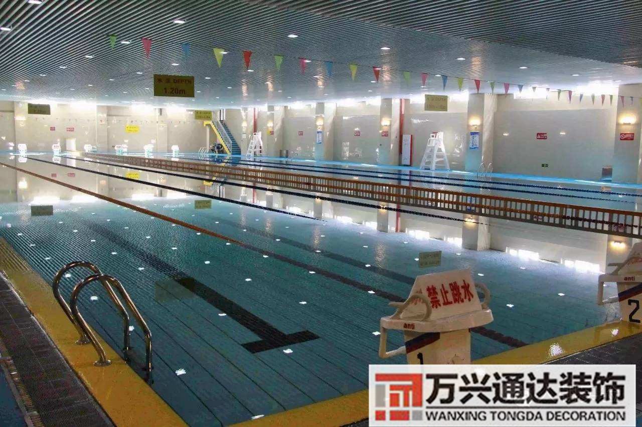 鄭州省實驗游泳館裝修鄭州游泳館 室內(nèi)游泳池推薦